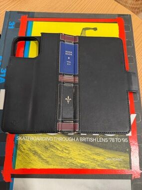 Wallet Folio Phone Case with Card Slots - Black